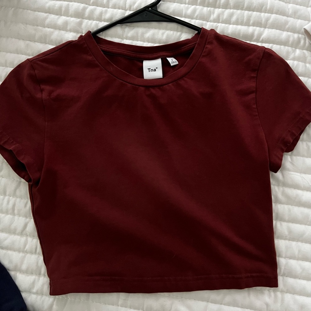 Tan chill ORTIZ CROPPED T-SHIRT Colour: DARK MAROON, Size: S